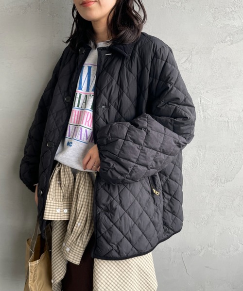 GYMPHLEX（ジムフレックス）の「[Gymphlex/ジムフレックス] キルトダウンパフスリーブミドルコート（ダウンジャケット/コート・レディース・オリーブ/ブラック・14）」の6枚目の写真