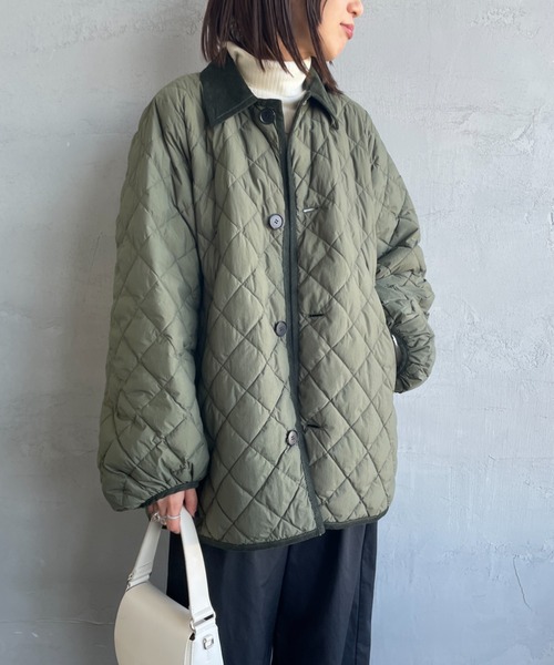 GYMPHLEX（ジムフレックス）の「[Gymphlex/ジムフレックス] キルトダウンパフスリーブミドルコート（ダウンジャケット/コート・レディース・オリーブ/ブラック・14）」の19枚目の写真