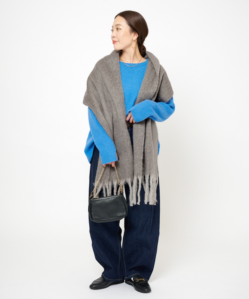 B.C STOCK（ベーセーストック）の「手洗い可 / ブークレマフラー（マフラー・レディース・チャコールグレー/ネイビー/イエロー/ホワイト/グリーン/レッド・FREE）」の7枚目の写真