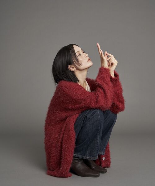 YECCA VECCA(イェッカヴェッカ)の「【尾崎紗代子×YECCA VECCA】ブークレフェザーニットカーディガン(カーディガン/ボレロ・レディース・レッド/チャコールグレー/サックスブルー/ブルーグリーン・FREE)」の8枚目の写真