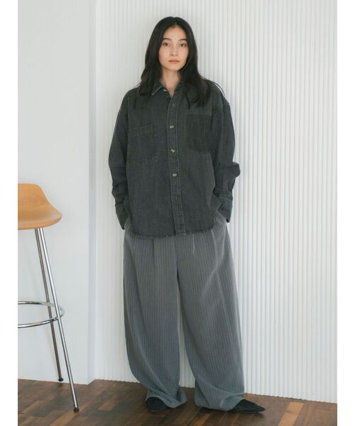 Ungrid（アングリッド）の「ウエストデザインラインパンツ（その他パンツ・レディース・ベージュ/チャコールグレー・SMALL/MEDIUM）」の6枚目の写真