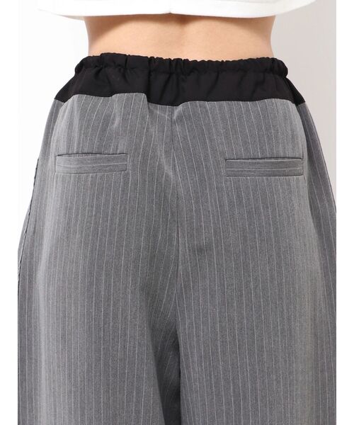 Ungrid（アングリッド）の「ウエストデザインラインパンツ（その他パンツ・レディース・ベージュ/チャコールグレー・SMALL/MEDIUM）」の20枚目の写真