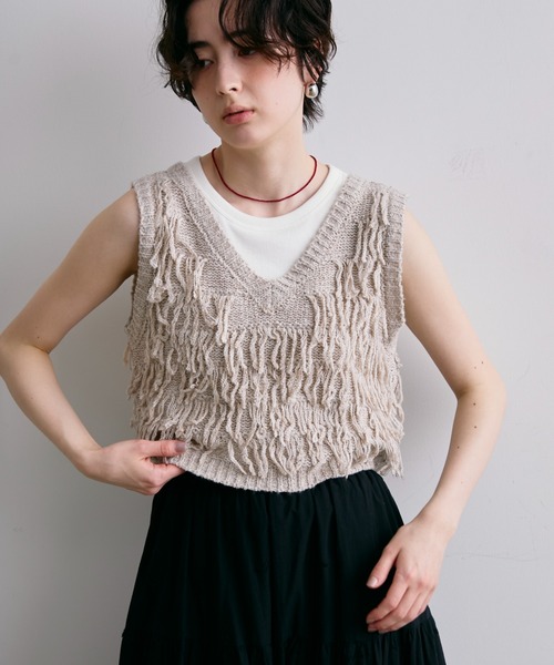 Trish(トリッシュ)の「ニットフリンジベスト(Tシャツ/カットソー・レディース・ベージュ/ブラウン・MEDIUM)」の18枚目の写真