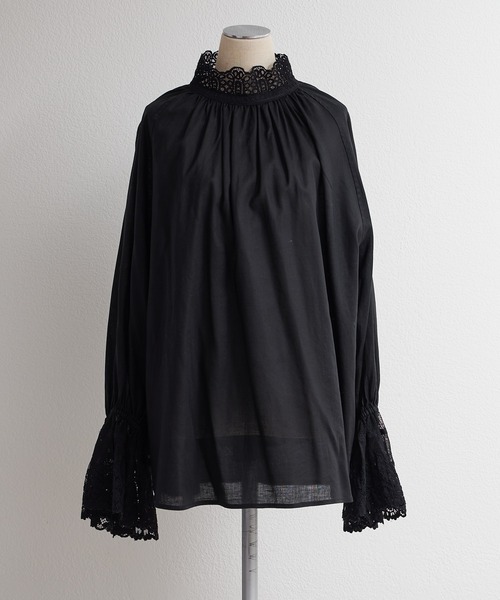 PUAL CE CIN（ピュアルセシン）の「襟袖レースプチハイネックブラウス（シャツ/ブラウス・レディース・オフホワイト/ブラック・FREE）」の13枚目の写真