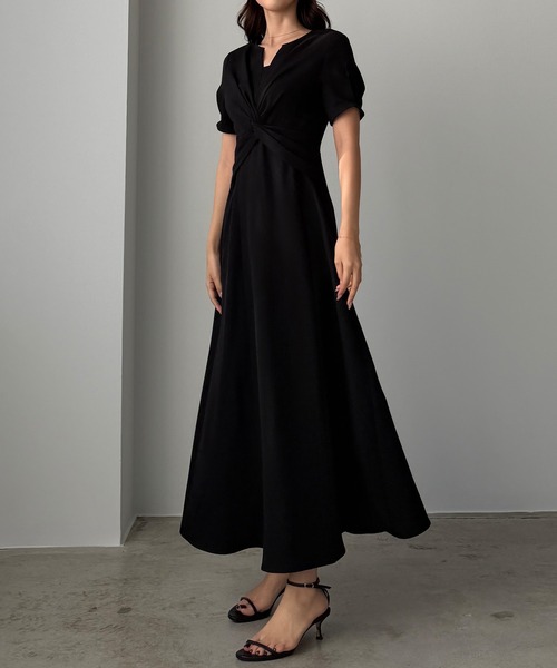Louere（ルエレ）の「ツイストデザインフレアワンピース（ワンピース・レディース・ブラック/ネイビー/チャコール・SMALL/MEDIUM/LARGE/X-LARGE）」の14枚目の写真
