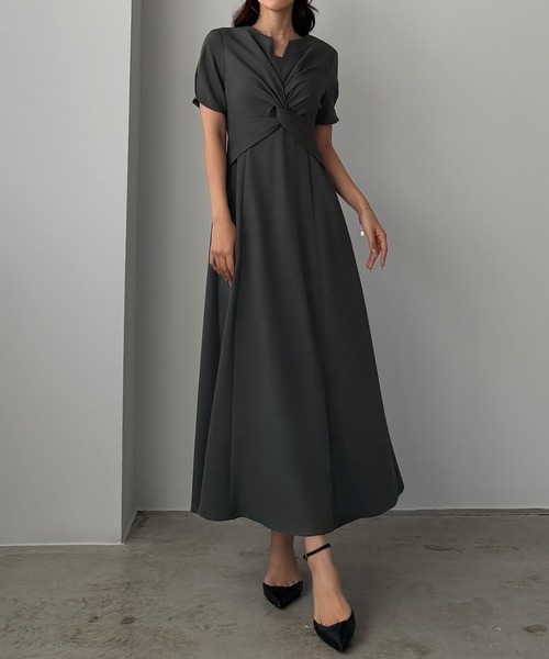 Louere（ルエレ）の「ツイストデザインフレアワンピース（ワンピース・レディース・ブラック/ネイビー/チャコール・SMALL/MEDIUM/LARGE/X-LARGE）」の20枚目の写真
