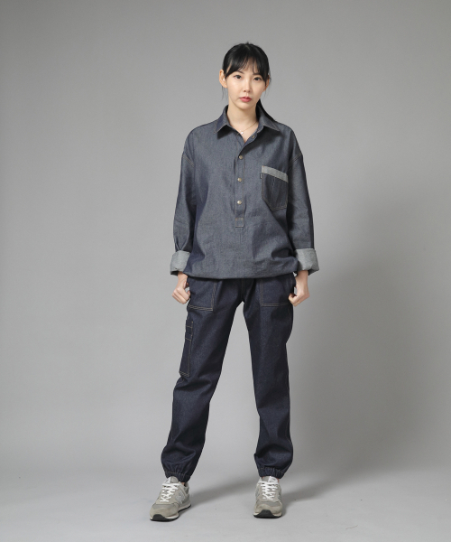 SAINTCREW(セントクルー)の「リンクルポケットアノラックシャツ WPA-413 デニムライトインディゴ(シャツ/ブラウス・メンズ・その他・MEDIUM/LARGE/X-LARGE)」の4枚目の写真