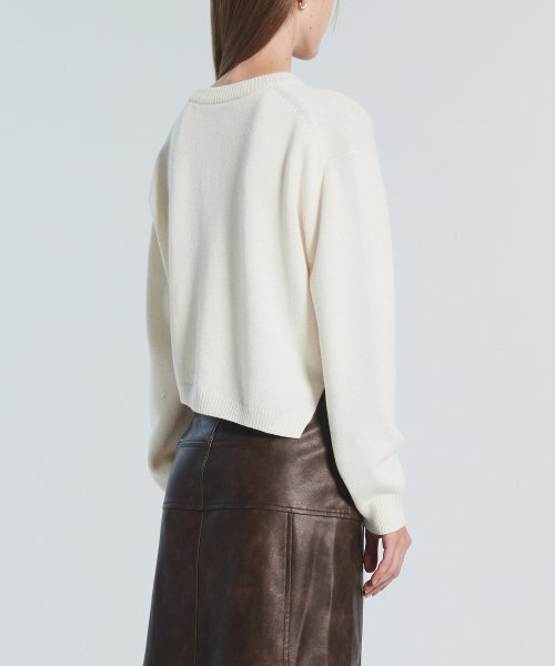 RACLEUR（ラクレール）の「RA アンバランス クロップニット [アイボリー]（ニット/セーター・レディース・その他・SMALL/MEDIUM）」の3枚目の写真