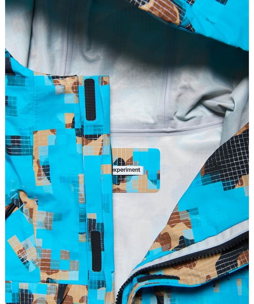 uniform experiment（ユニフォームエクスペリメント）の「CAMOUFLAGE 3LAYER MOUNTAIN JACKET（マウンテンパーカー・メンズ・ブルー/パープル・2/3/1/4/5）」の8枚目の写真