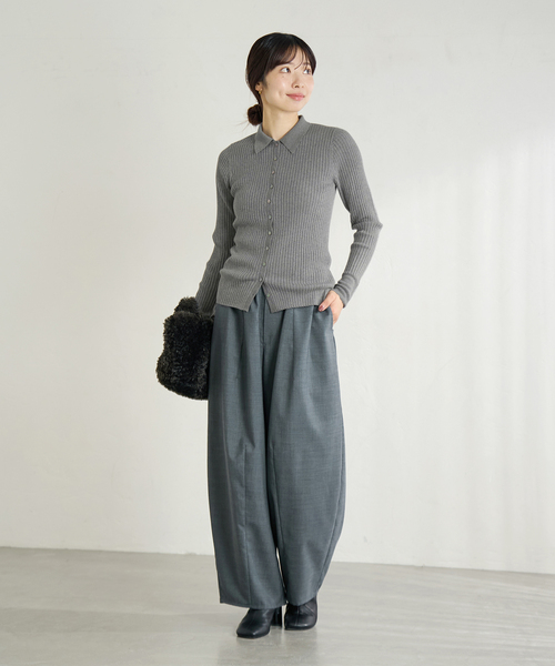 IENA（イエナ）の「EXメリノリブ ポロ襟カーディガン（カーディガン/ボレロ・レディース・ピンク/ブラック系その他/グレー・FREE）」の11枚目の写真