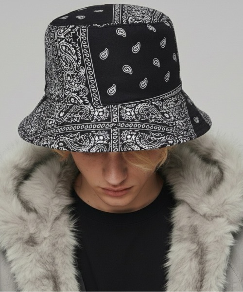 VIBGYOR（ヴィブジョー）の「【IZU】 ペイズリーバンダナバケットハット（ハット・メンズ・ブラック/ホワイト・FREE）」の15枚目の写真