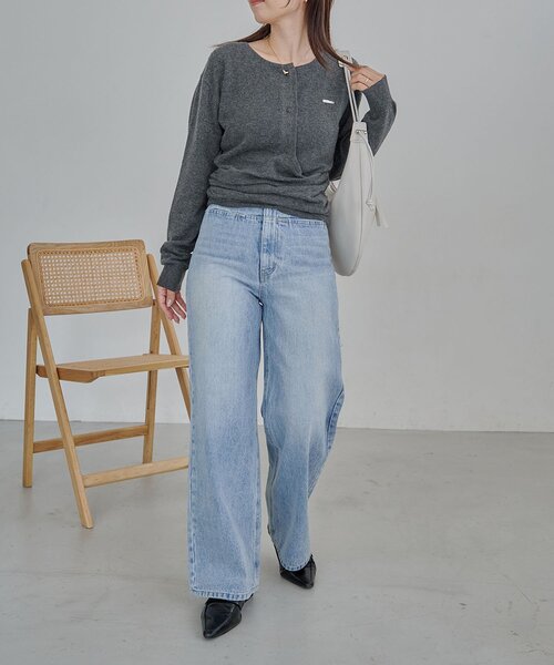 CAPRICIEUX LE'MAGE（カプリシューレマージュ）の「カーディガン風アシメニット（ニット/セーター・レディース・ベージュ/オフホワイト/チャコールグレー・FREE）」の6枚目の写真