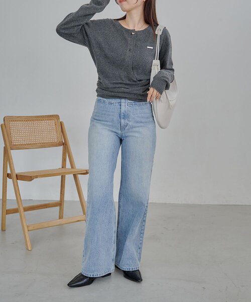 CAPRICIEUX LE'MAGE（カプリシューレマージュ）の「カーディガン風アシメニット（ニット/セーター・レディース・ベージュ/オフホワイト/チャコールグレー・FREE）」の10枚目の写真