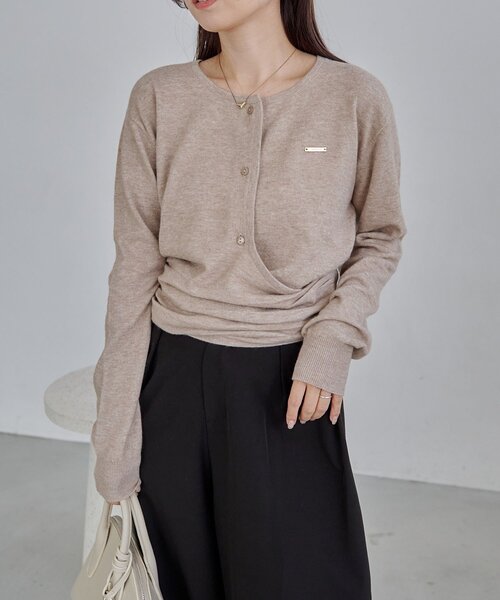 CAPRICIEUX LE'MAGE（カプリシューレマージュ）の「カーディガン風アシメニット（ニット/セーター・レディース・ベージュ/オフホワイト/チャコールグレー・FREE）」の21枚目の写真