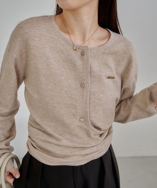 CAPRICIEUX LE'MAGE（カプリシューレマージュ）の「カーディガン風アシメニット（ニット/セーター・レディース・ベージュ/オフホワイト/チャコールグレー・FREE）」の22枚目の写真