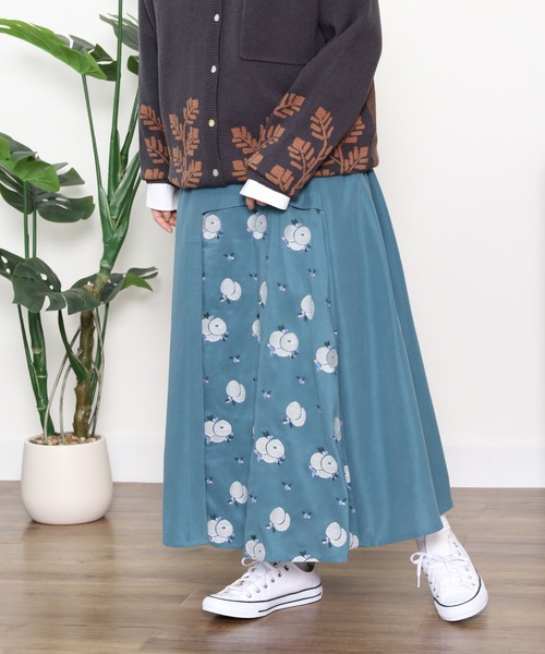 Emago(イマゴ)の「EMAGO フルーツ刺繍スカート(スカート・レディース・スミクロ/ブルー/グレー・FREE)」の17枚目の写真
