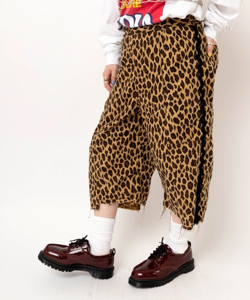 RNA(アールエヌエー)の「R4440 ウエービーテープクロップドパンツ(その他パンツ・レディース・カモフラージュ/レオパード・MEDIUM)」の12枚目の写真