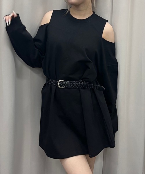 Nu（ニュー）の「【Nu】ベルト付き肩開きワンピース（ワンピース・レディース・ブラック/グレー・MEDIUM）」の6枚目の写真
