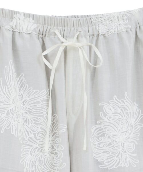 GARAGE OF GOOD CLOTHING(ガレージオブグッドクロージング)の「シアー刺繍ドロストストレートパンツ(その他パンツ・レディース・ホワイト/ブラック・FREE)」の20枚目の写真