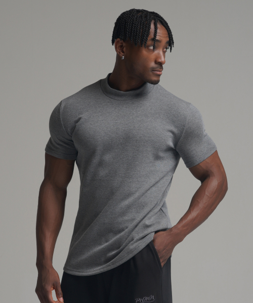 PHERMENON(フェルメノン)の「マッスルフィットモックネック半袖Tシャツ - グレー(Tシャツ/カットソー・メンズ・その他・1/2/3)」の1枚目の写真