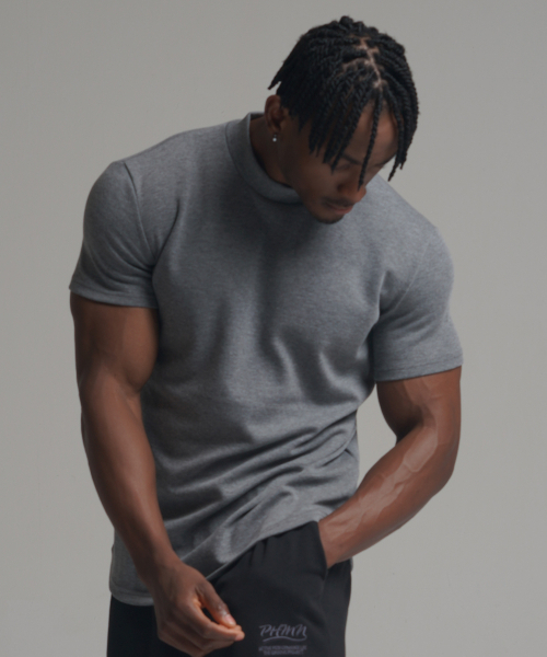 PHERMENON(フェルメノン)の「マッスルフィットモックネック半袖Tシャツ - グレー(Tシャツ/カットソー・メンズ・その他・1/2/3)」の3枚目の写真