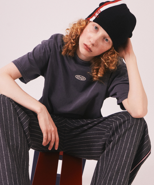 MENASOO(ミナス)の「MNS Pinstripe Wide Brushed Pants_Gray(その他パンツ・レディース・チャコールグレー・F)」の8枚目の写真