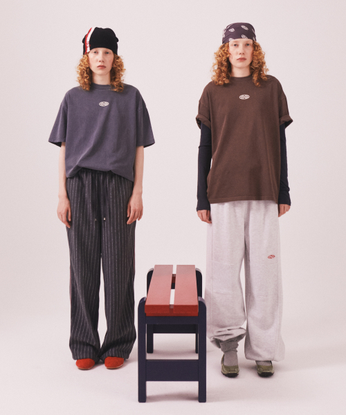 MENASOO(ミナス)の「MNS Pinstripe Wide Brushed Pants_Gray(その他パンツ・レディース・チャコールグレー・F)」の9枚目の写真