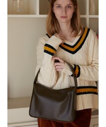 JUNECI（ジュネシ）の「レザー ホーボーバッグ (カーキ)（トートバッグ）」