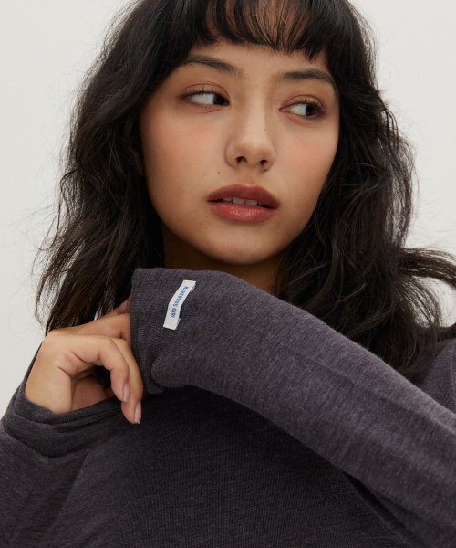 RAVEROUS(レイバーロス)の「ウールライクベーシックTシャツチャコール(Tシャツ/カットソー・レディース・その他・1)」の4枚目の写真