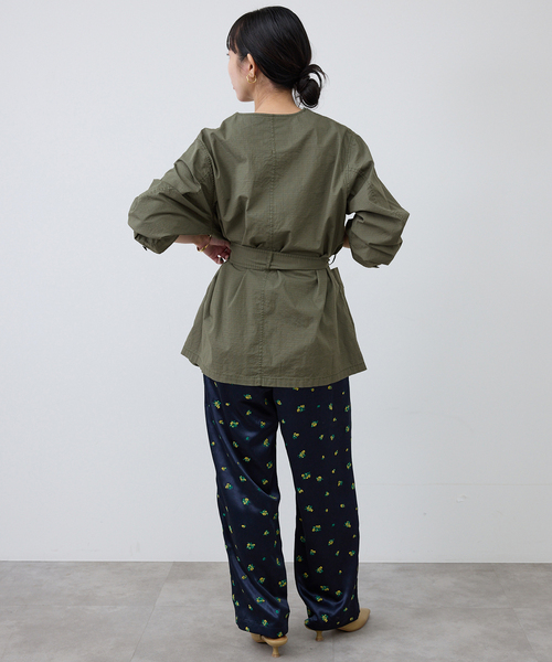 SLOBE IENA（スローブイエナ）の「《追加》ノーカラーサファリブルゾン（その他アウター・レディース・ブラック/カーキ・FREE）」の20枚目の写真