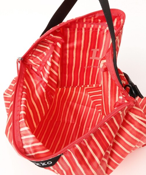 fennica(フェニカ)の「marimekko / Neat Crossbody Piccolo L ショルダーバッグ(ショルダーバッグ・レディース・レッド・ONE SIZE)」の9枚目の写真