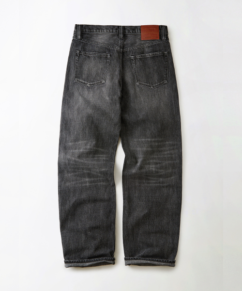 OUTSTANDING(アウトスタンディング)の「40S SELVEDGE STRAIGHT PANTS_WASHED BLACK(デニムパンツ・メンズ・その他・SMALL/LARGE/MEDIUM)」の2枚目の写真