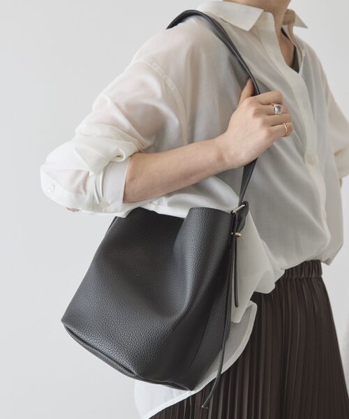 AMERICAN HOLIC（アメリカンホリック）の「【2SET】2WAYショルダーバッグinポーチ（ショルダーバッグ・レディース・アイボリー/ブラウン/ブラック・FREE）」の3枚目の写真