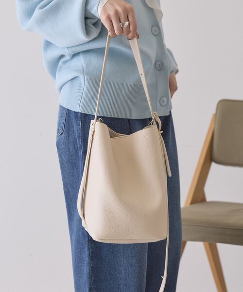 AMERICAN HOLIC（アメリカンホリック）の「【2SET】2WAYショルダーバッグinポーチ（ショルダーバッグ・レディース・アイボリー/ブラウン/ブラック・FREE）」の2枚目の写真