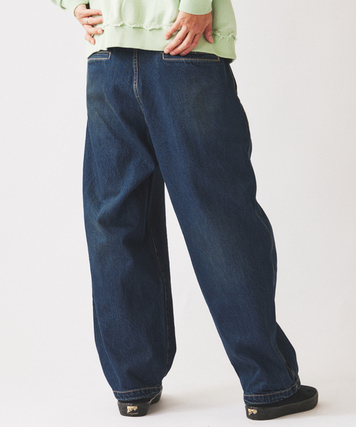 JOURNAL STANDARD relume（ジャーナルスタンダード　レリューム）の「スモーキーデニム 11oz オーバーパンツ（デニムパンツ・メンズ・クリアブルー/ブラック系その他/コバルトブルー・MEDIUM/LARGE）」の14枚目の写真