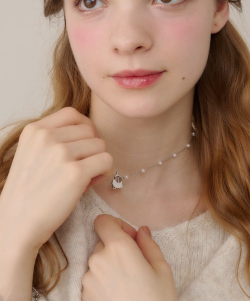 TITTY&CO.(ティティーアンドコー)の「【Monnette】ハートチャームパールチェーンネックレス(ネックレス・レディース・シルバー・FREE)」の3枚目の写真