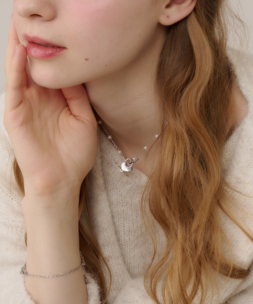 TITTY&CO.(ティティーアンドコー)の「【Monnette】ハートチャームパールチェーンネックレス(ネックレス・レディース・シルバー・FREE)」の4枚目の写真