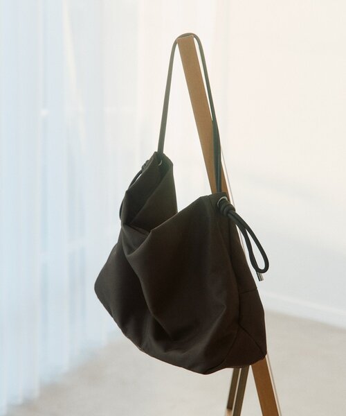 RIVE DROITE（リヴドロワ）の「予約【A4サイズ対応】メッシュワンハンドルトートバッグ（トートバッグ・レディース・ブラック/ブラウン・FREE）」の10枚目の写真