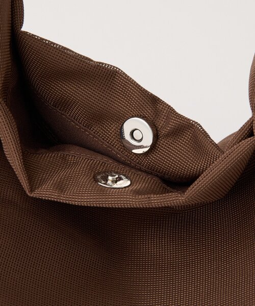 RIVE DROITE（リヴドロワ）の「予約【A4サイズ対応】メッシュワンハンドルトートバッグ（トートバッグ・レディース・ブラック/ブラウン・FREE）」の17枚目の写真