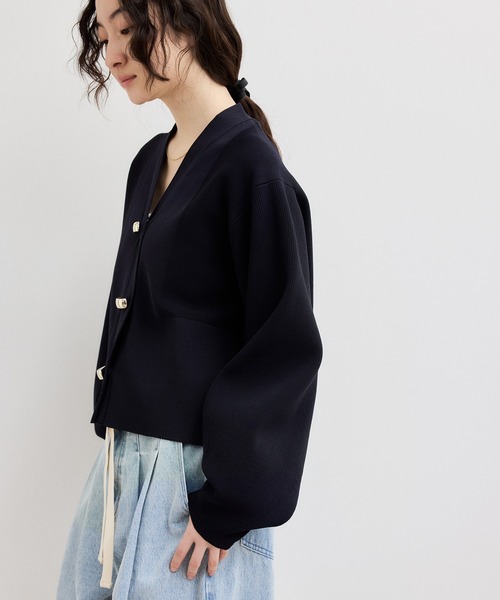 ADAM ET ROPE'（アダムエロペ）の「【WEB限定】・【サステナブル】セレクトネックカーディガン（カーディガン/ボレロ・レディース・オフホワイト/チャコールグレー/ブルー系その他2/ラベンダー/ネイビー/キナリ・FREE）」の16枚目の写真