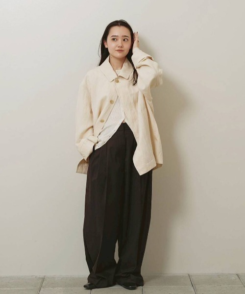 TODAYFUL(トゥデイフル)の「Soutiencollar Washed Jacket(テーラードジャケット・レディース・ブラック/アイボリー・38inch/36inch)」の4枚目の写真