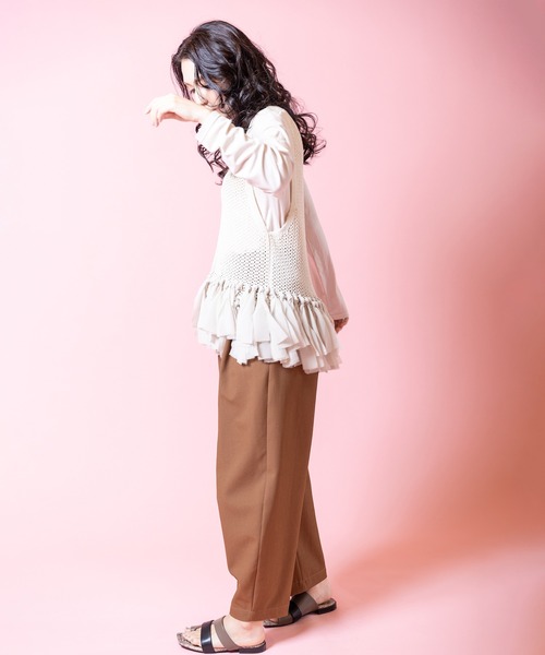 OSMOSIS（オズモーシス）の「フリンジヘムメッシュニットベスト（ベスト・レディース・ネイビー/ブラック/アイボリー・ONE SIZE）」の5枚目の写真