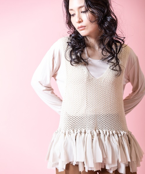 OSMOSIS（オズモーシス）の「フリンジヘムメッシュニットベスト（ベスト・レディース・ネイビー/ブラック/アイボリー・ONE SIZE）」の8枚目の写真