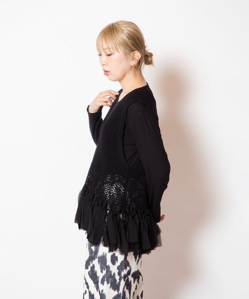 OSMOSIS（オズモーシス）の「フリンジヘムメッシュニットベスト（ベスト・レディース・ネイビー/ブラック/アイボリー・ONE SIZE）」の19枚目の写真