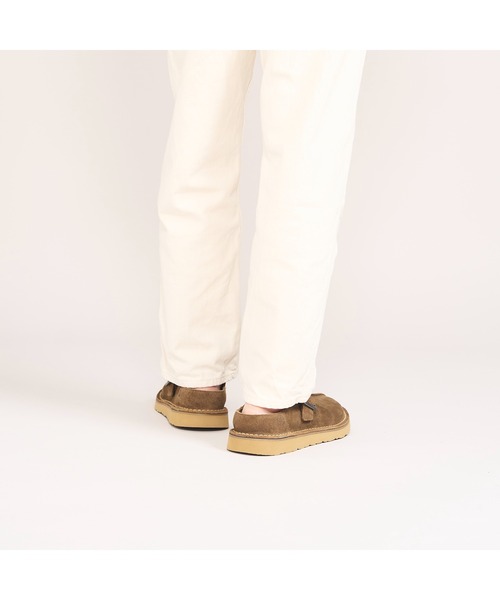 Clarks(クラークス)の「Solsbury Mule / ソルスブリーミュール (カーキスエード)(サンダル・メンズ・カーキ・UK10/UK9.5/UK9/UK8.5/UK8/UK7.5/UK7/UK6.5/UK6)」の16枚目の写真