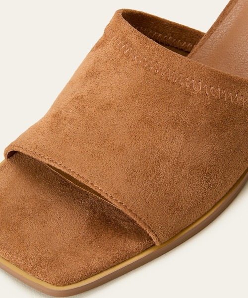 LE VERNIS（ル・ベルニ）の「[LE VERNIS] Metal heel sandals（サンダル・レディース・ブラウン/ブルー/ブラック・24.5/23.5）」の8枚目の写真