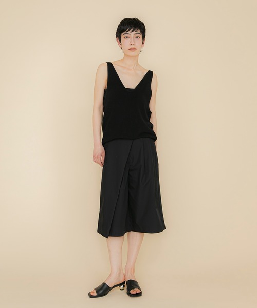 LE VERNIS（ル・ベルニ）の「[LE VERNIS] Metal heel sandals（サンダル・レディース・ブラウン/ブルー/ブラック・24.5/23.5）」の14枚目の写真