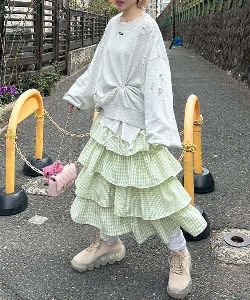 Alley Tokyo(アリートーキョー)の「いろんな柄ティアードボリュームスカート(スカート・レディース・ブルー/ブラック/グリーン/ピンク/ブラック系その他/ホワイト系その他・FREE)」の13枚目の写真