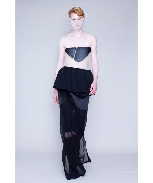 GURTWEIN( ガーウィン)の「Ballet-waist two layer wool, silk and chiffon maxi skirt(スカート・レディース・ブラック・M/S)」の2枚目の写真