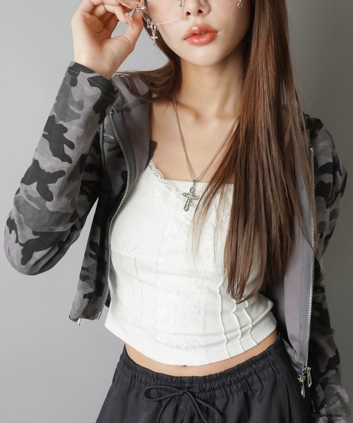 SPINNS（スピンズ）の「レース切り替えキャミソール（キャミソール・レディース・ホワイト/ブラック・ONESIZE）」の7枚目の写真